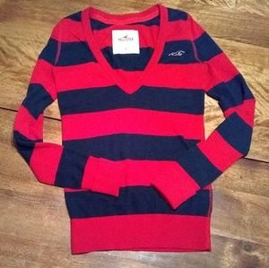 Hollister Sweater Small